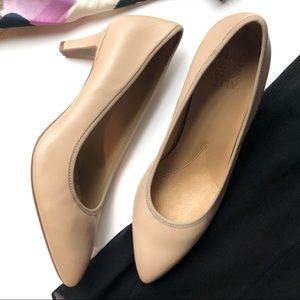 Naturalizer Oden Pump nude Heel size 9.5